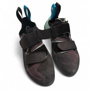 Scarpa arpia v lv climbing